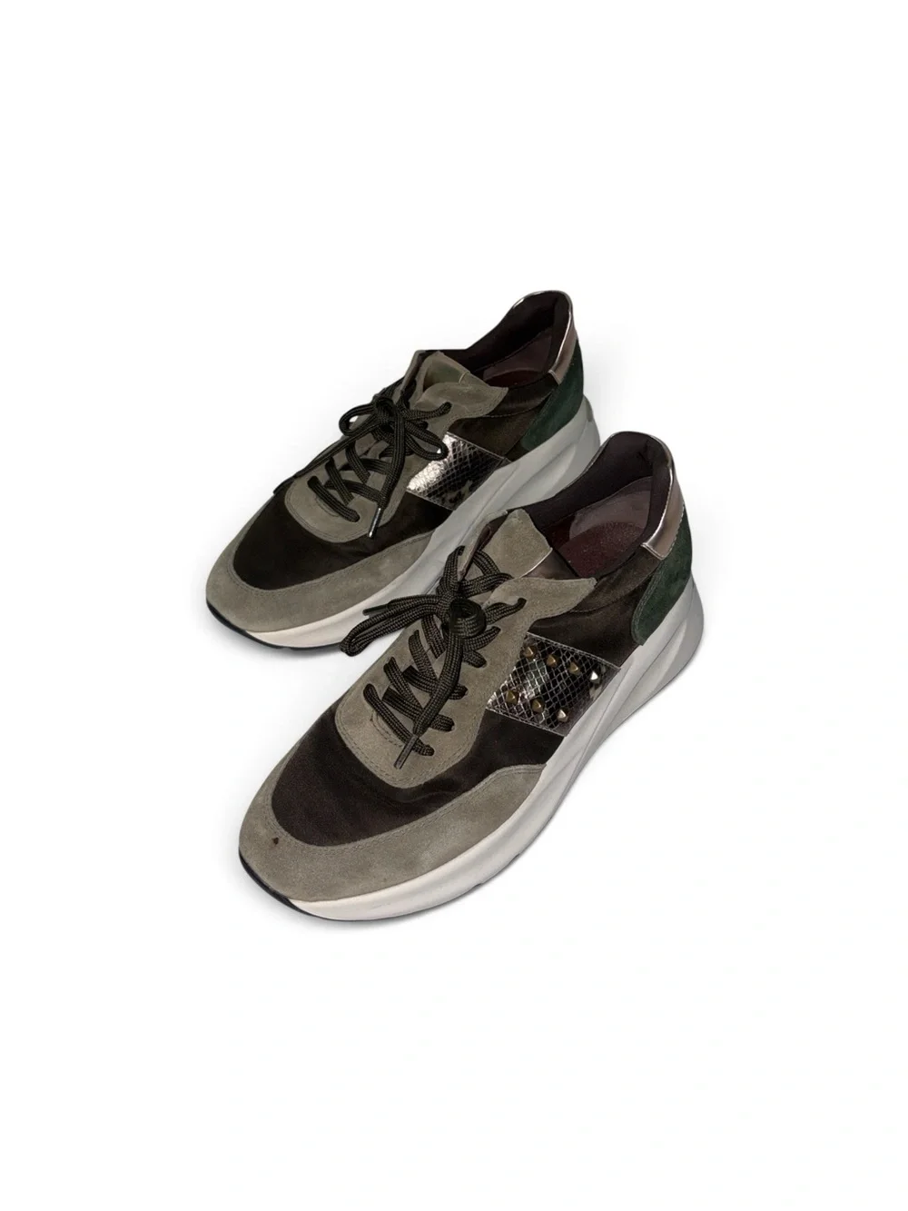 NeroGiardini Women’s Glendale Kaki Platform Sneakers Size 39 (8.5 to 9 US size)